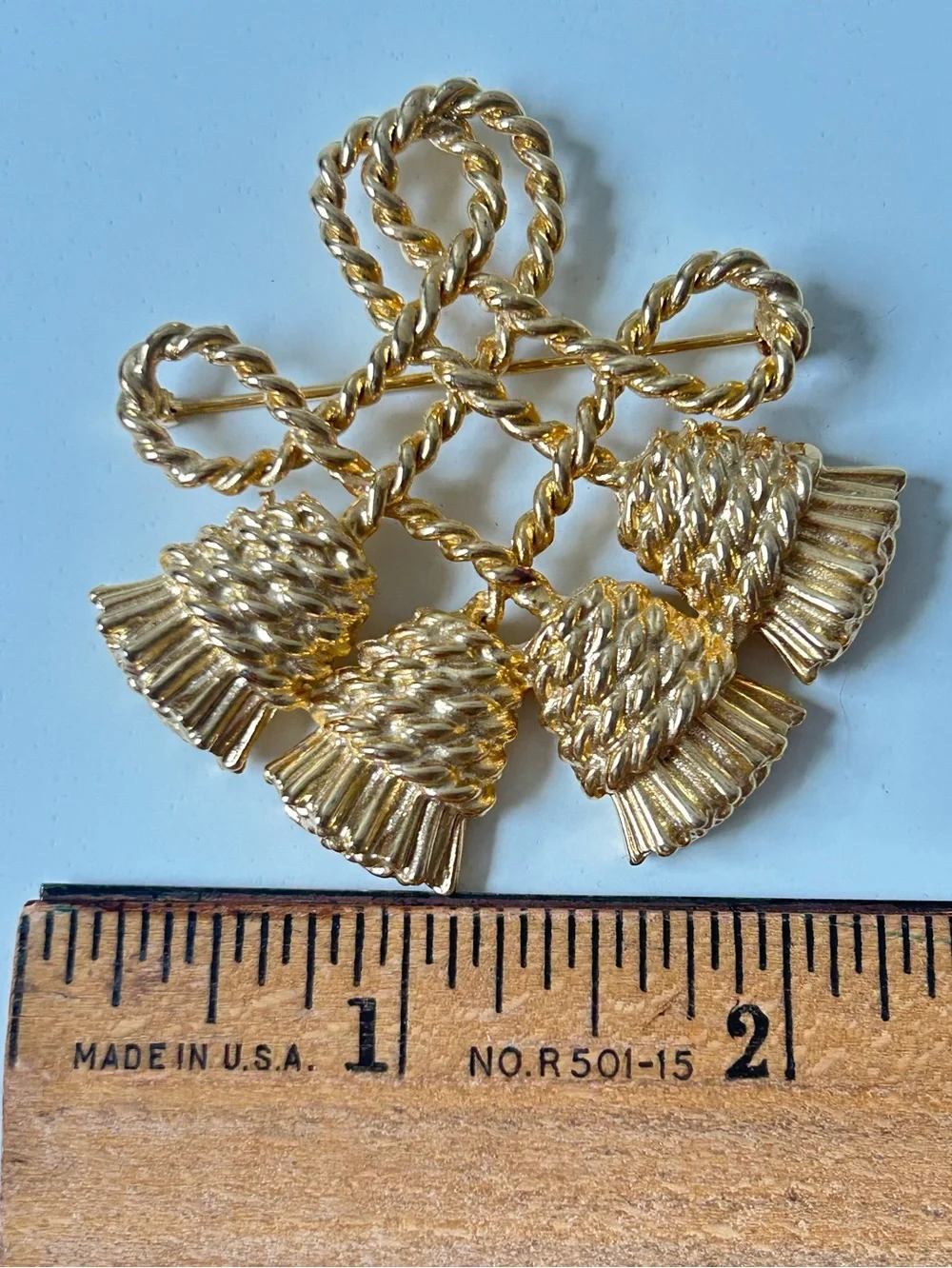 Lion & Tassel 2pc Brooch Set